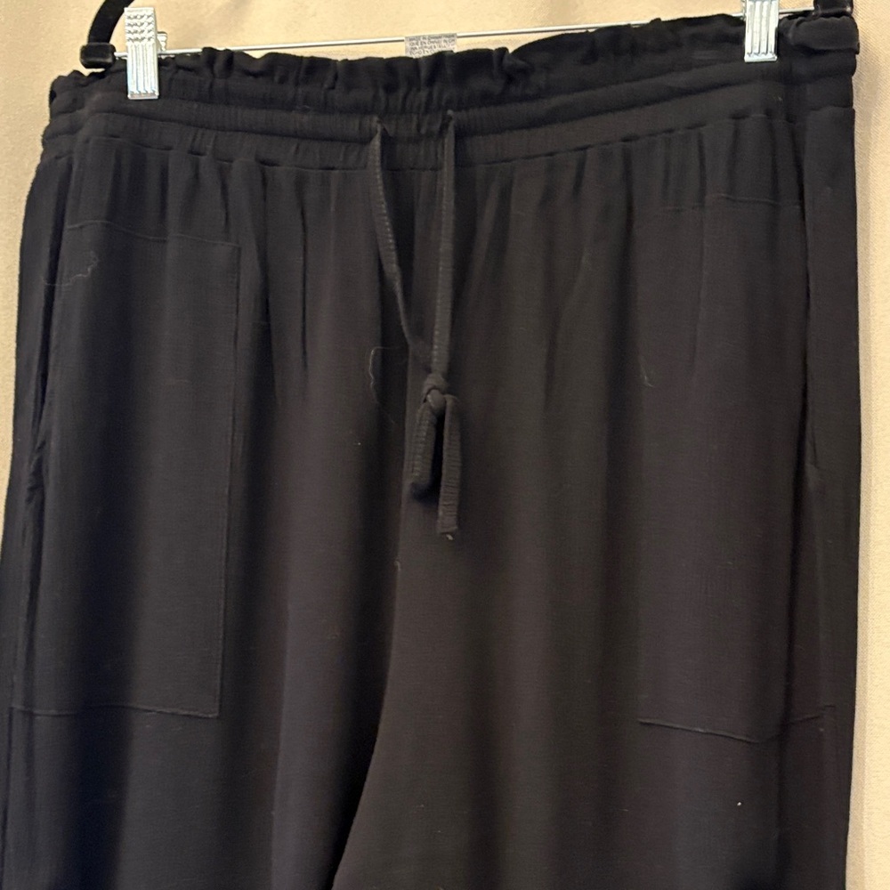 SHEIN Black Drawstring Pants - Picture 2 of 4